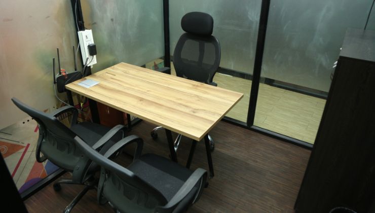 Dedicated Desk